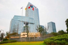 以减碳为“种”，共植森林长城