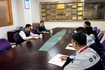 中国OK钱包董事长刘燕调研科技创新工作，并看望慰问浙江省人大代表颜小莉